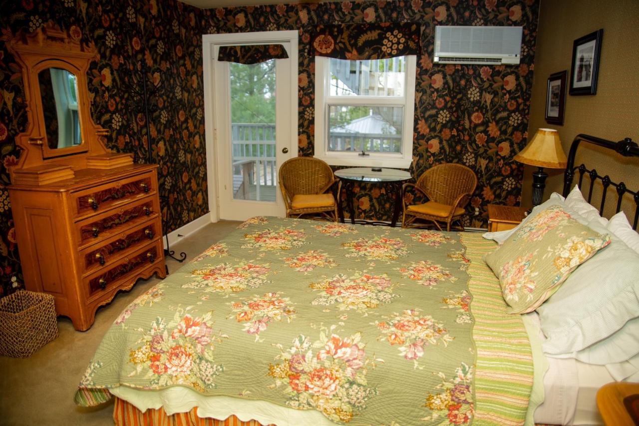 Sylvan Inn Bed & Breakfast Glen Arbor Extérieur photo