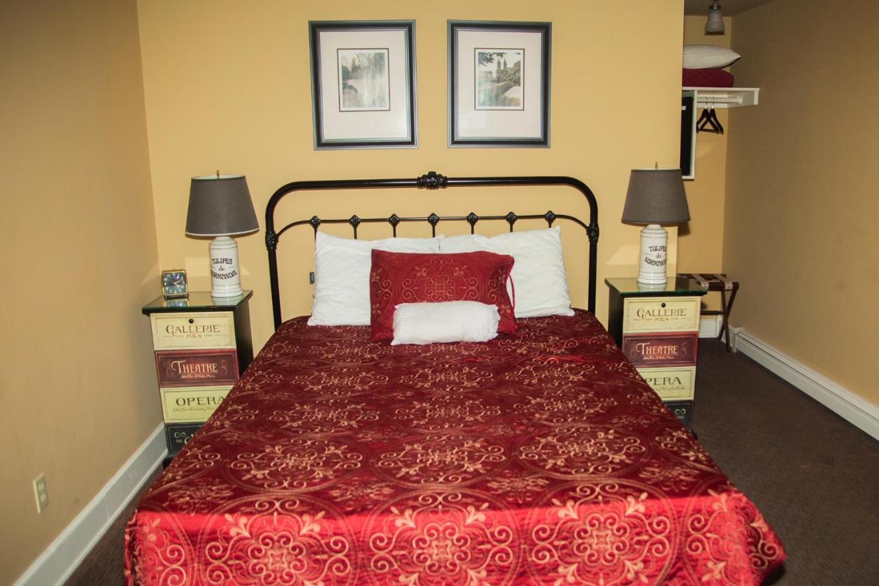 Sylvan Inn Bed & Breakfast Glen Arbor Extérieur photo